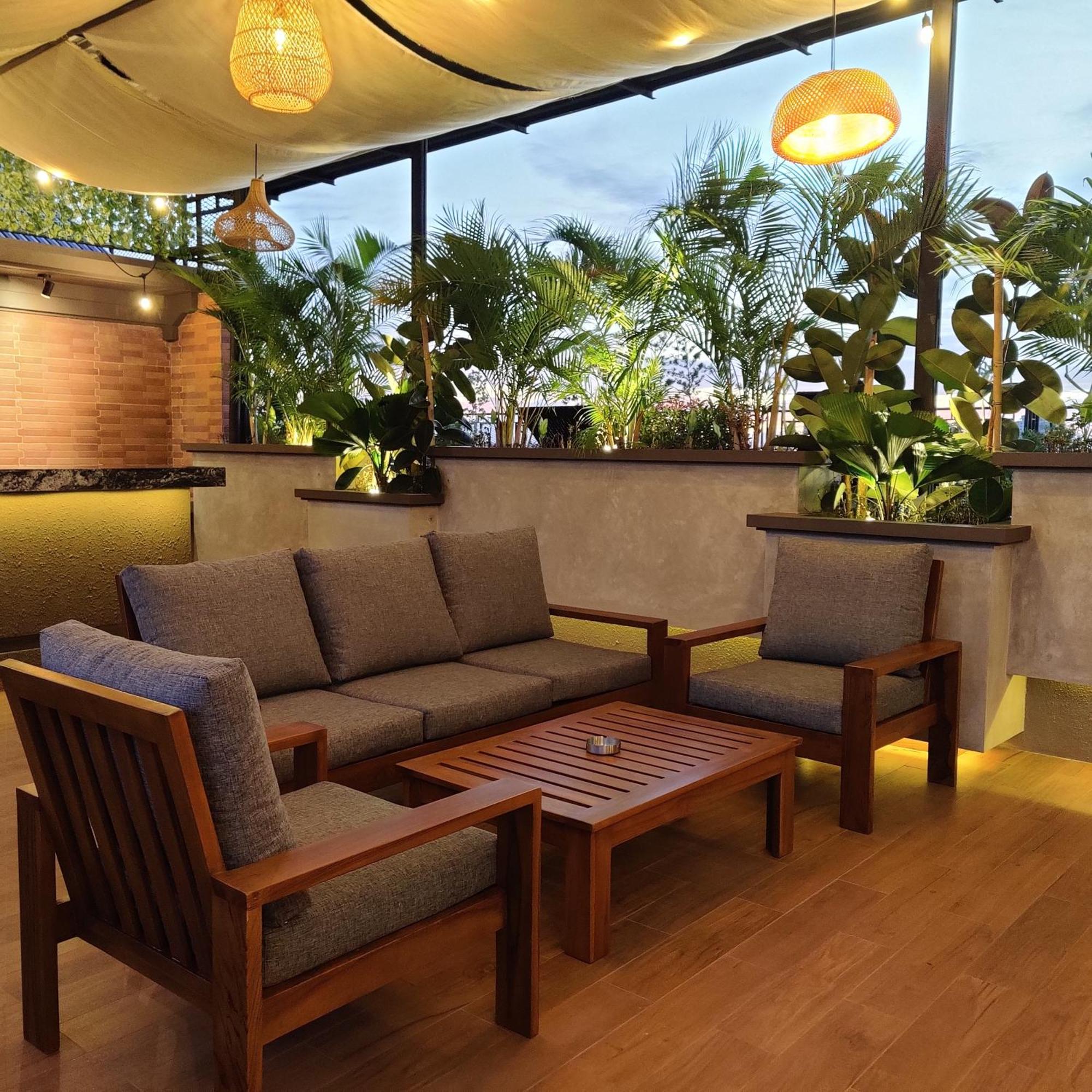 The Mango Suites By Flat06 Jakarta Exterior photo